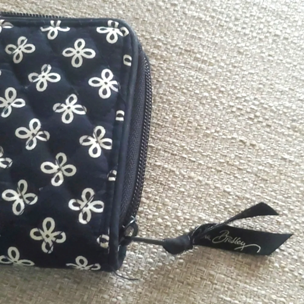 Vera Bradley large clutch/ Wallet  Tri-Fold collegiate collection Perdue - Picture 3 of 9
